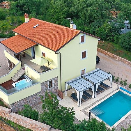 Holiday House Tos-Vila With Heated Pool Vrbnik  Esterno foto
