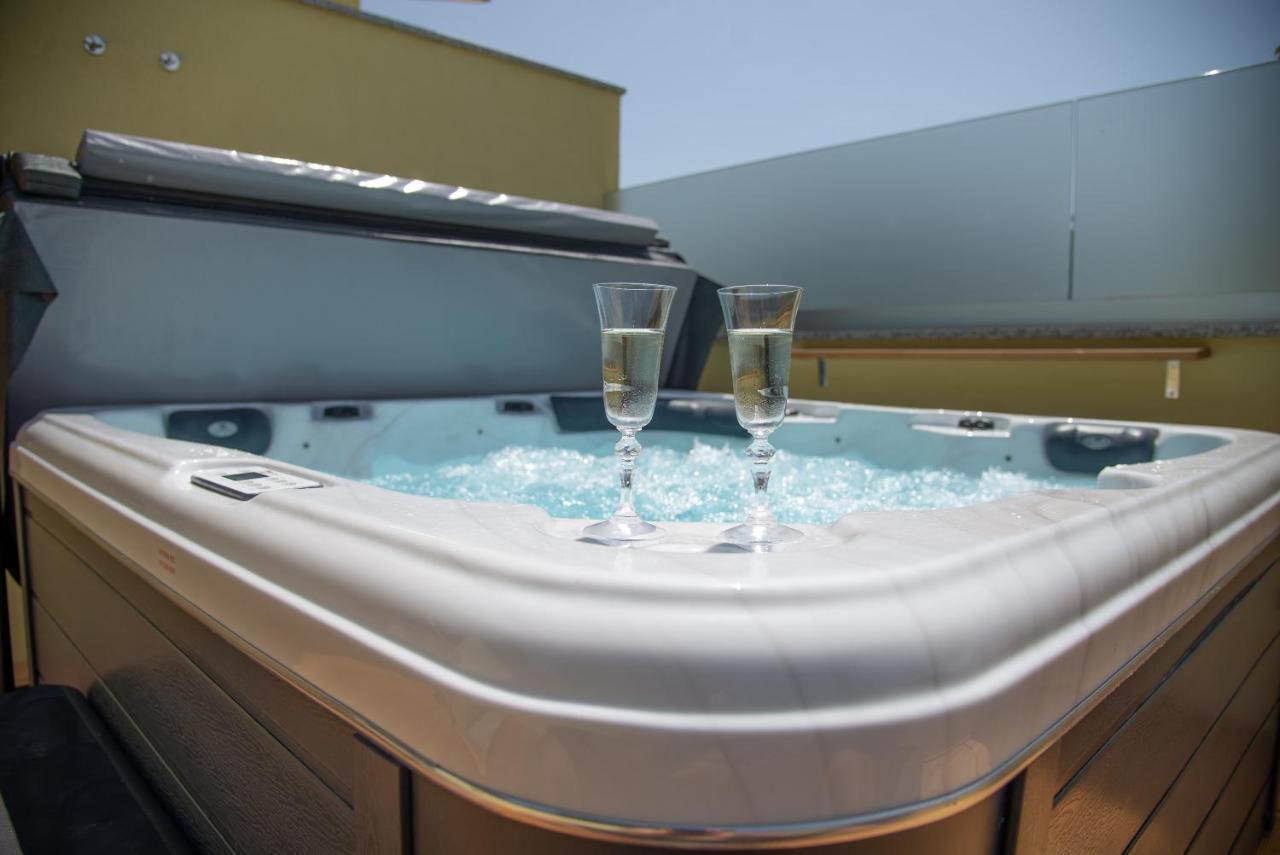 Holiday House Tos-Vila With Heated Pool Vrbnik  Esterno foto