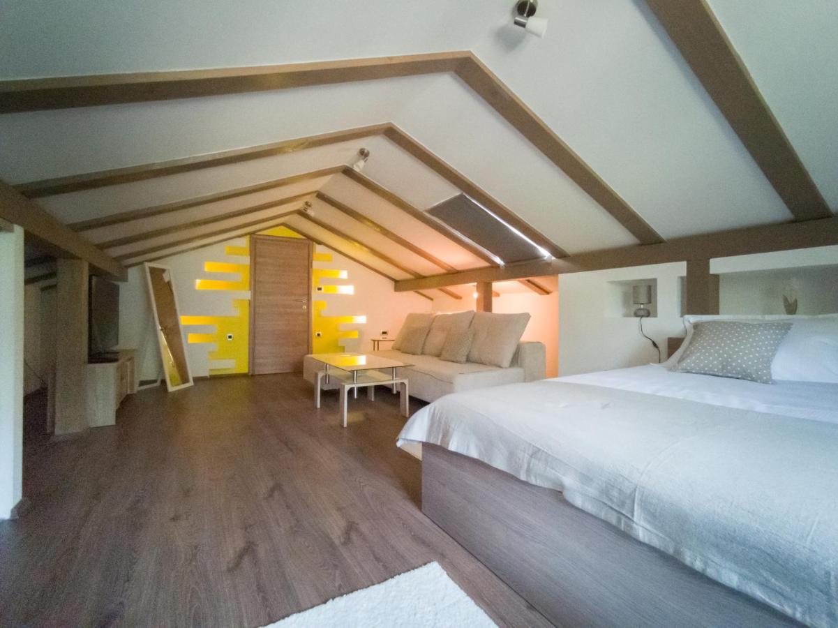 Holiday House Tos-Vila With Heated Pool Vrbnik  Esterno foto