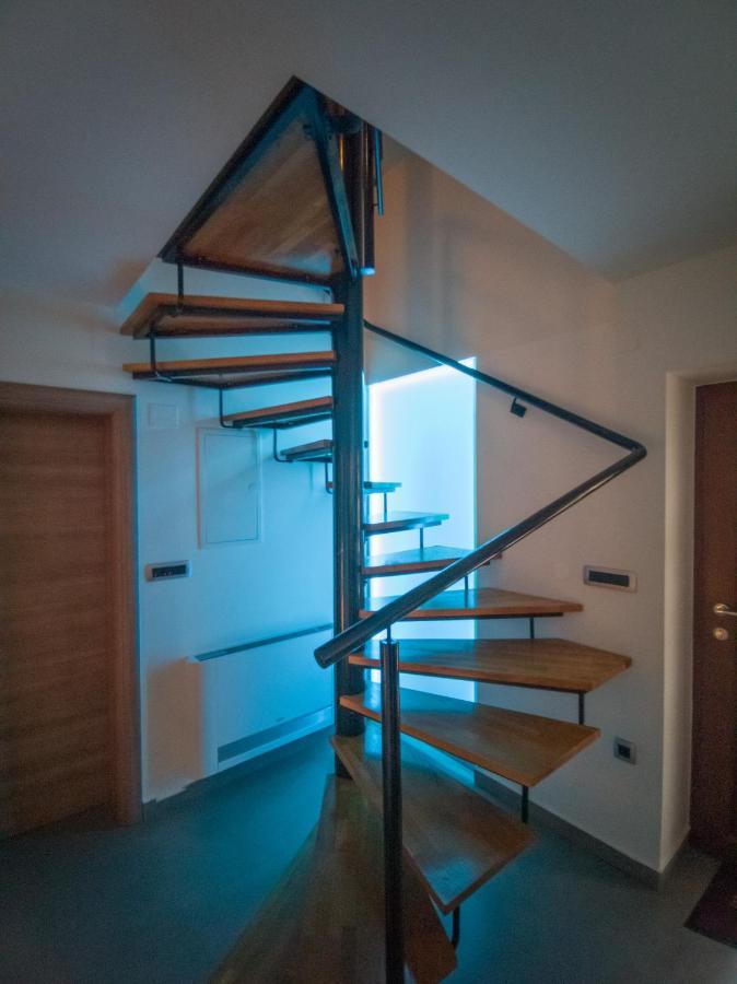 Holiday House Tos-Vila With Heated Pool Vrbnik  Esterno foto